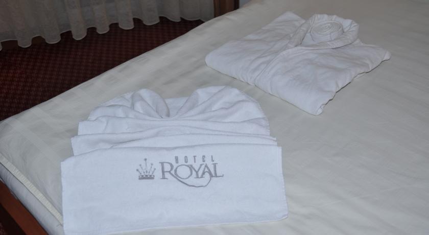 Hotel Royal Pristina Eksteriør billede