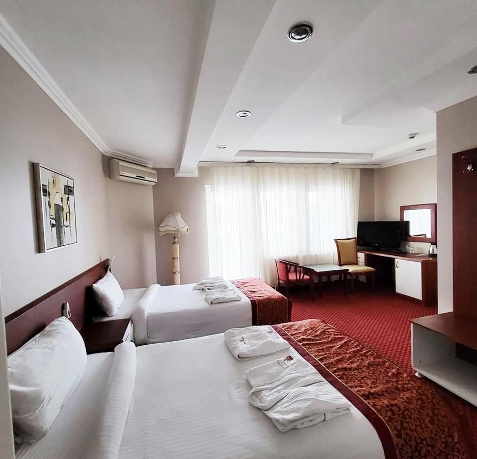 Hotel Royal Pristina Eksteriør billede