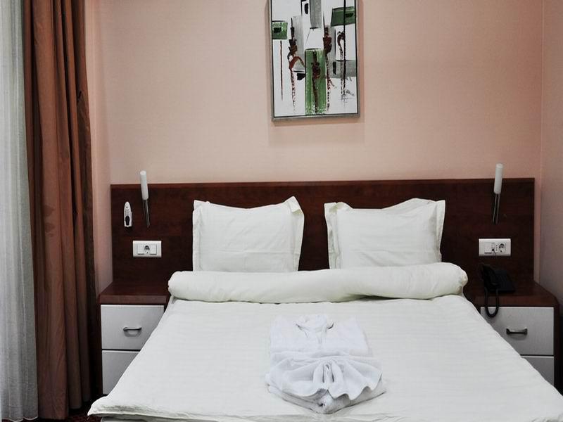 Hotel Royal Pristina Værelse billede